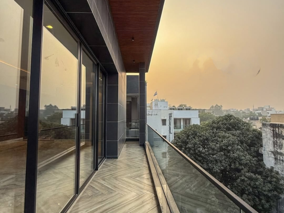 vasant_vihar_floor_sale2