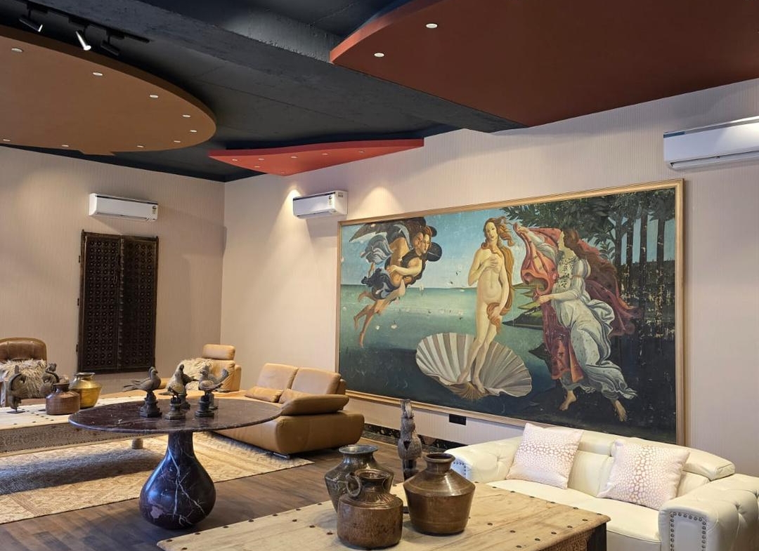 sainik_farms_villa